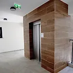 Апартаменты Golden Tree *