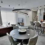Апартаменты Golden Tree