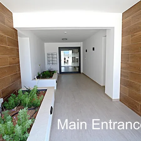 Apartament Golden Tree Paralimni