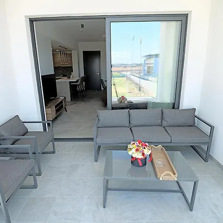 Golden Tree Appartamento Paralimni