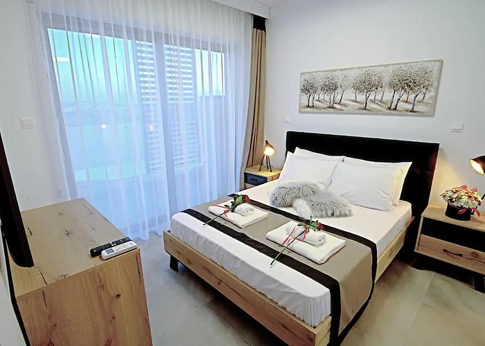 Golden Tree Apartamento