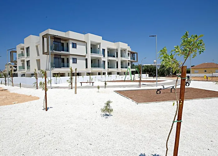 Golden Tree Lägenhet Paralimni