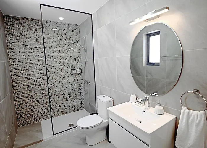 Golden Tree Lägenhet *